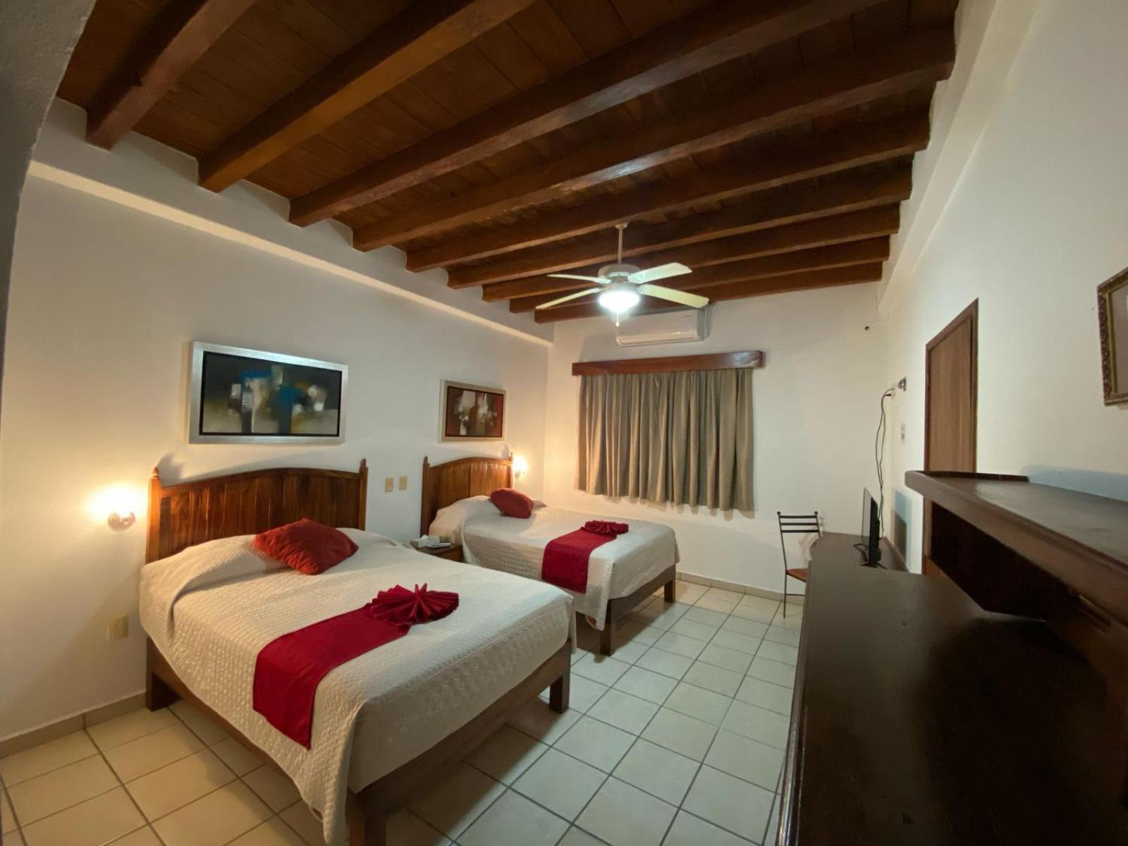 Hotel Boutique La Pergola Manzanillo Extérieur photo